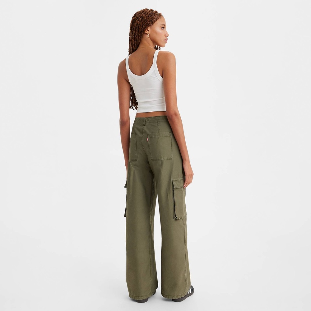 Levi’s green cargo pants; size 26; worn once.